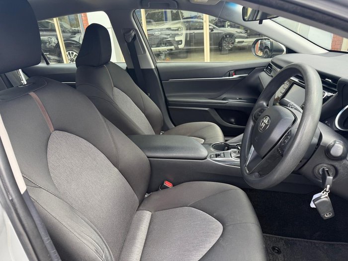 2019 Toyota Camry Ascent