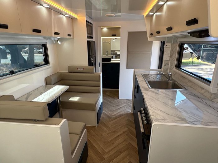 2025 VICTORY CARAVANS Trophy