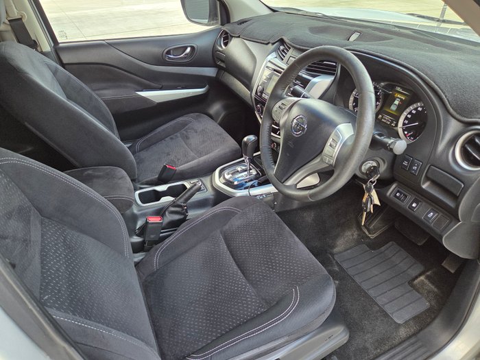 2015 Nissan Navara ST