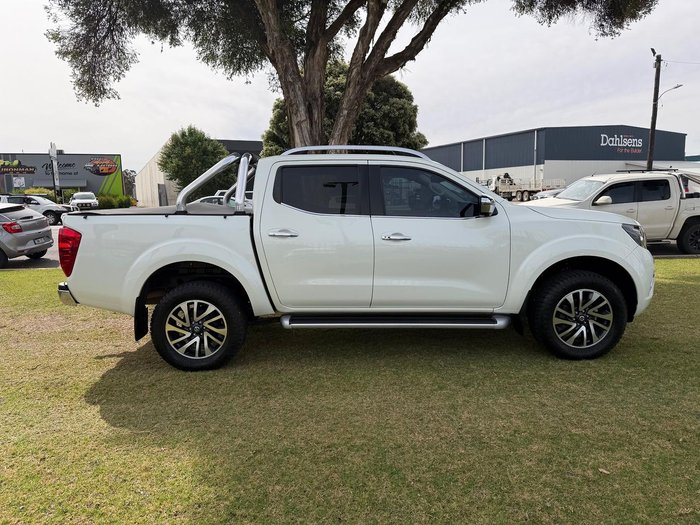 2020 Nissan Navara ST-X