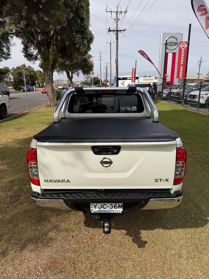 2020 Nissan Navara ST-X