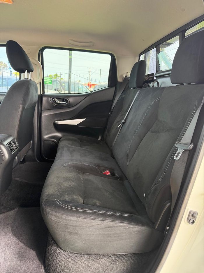 2020 Nissan Navara ST-X