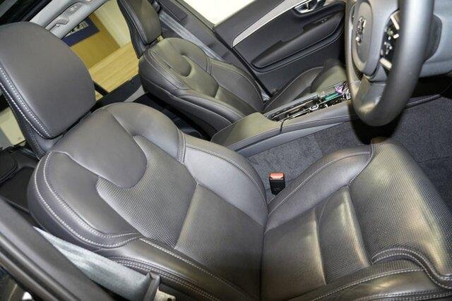 2024 Volvo XC90 Ultra T8 Plug-In Hybrid