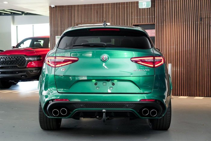 2022 Alfa Romeo Stelvio Quadrifoglio