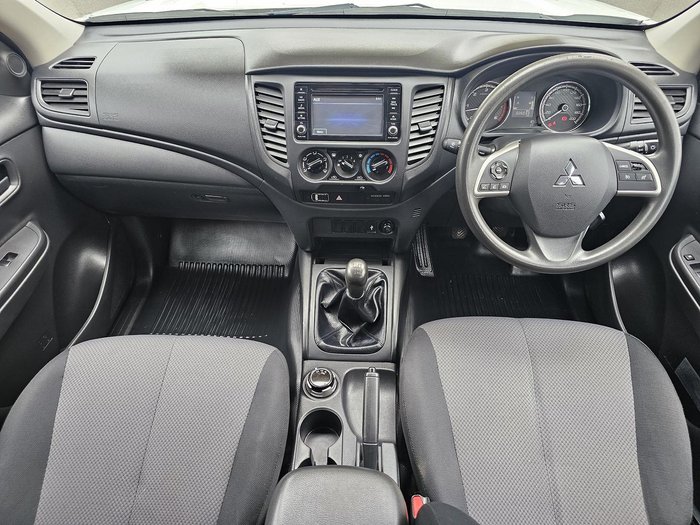 2020 Mitsubishi Triton GLX