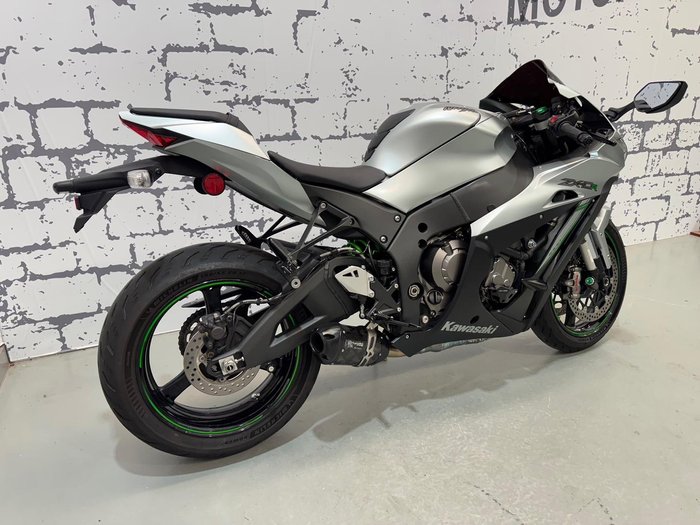 2018 Kawasaki Ninja ZX-10R ABS Ninja Grey