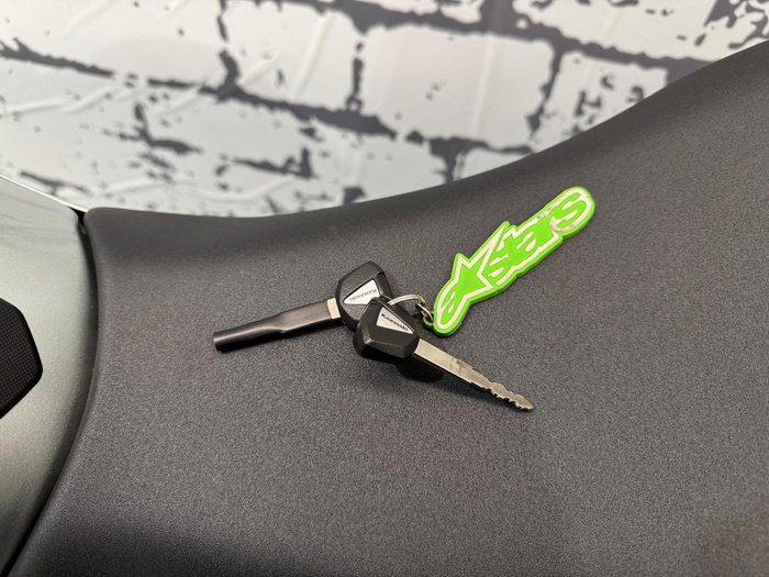 2018 Kawasaki Ninja ZX-10R ABS Ninja Grey