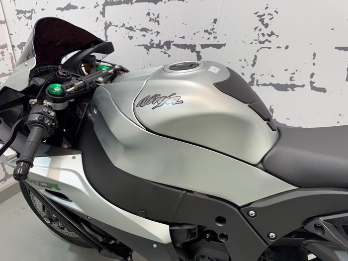 2018 Kawasaki Ninja ZX-10R ABS Ninja Grey