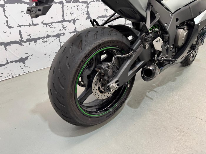 2018 Kawasaki Ninja ZX-10R ABS Ninja Grey