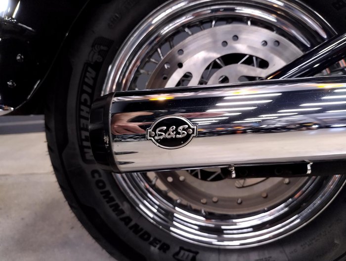 2018 Harley-Davidson Deluxe 107 (FLDE) Softail Black