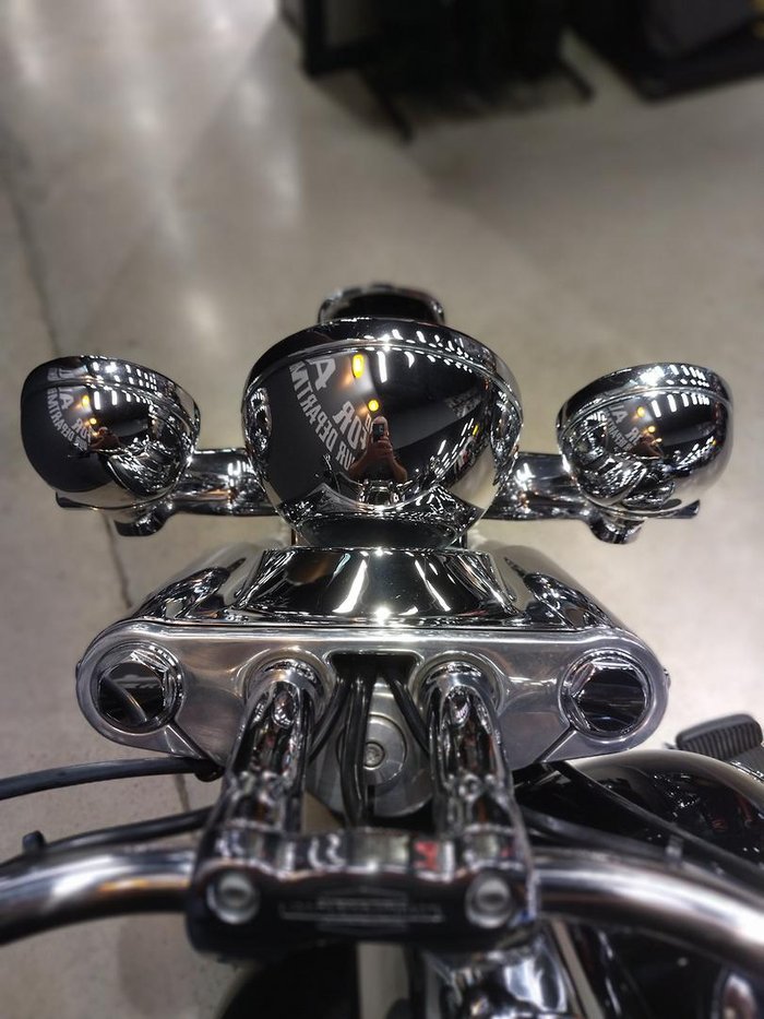 2018 Harley-Davidson Deluxe 107 (FLDE) Softail Black