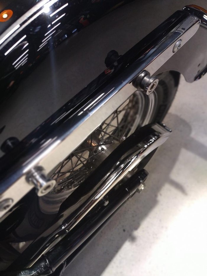 2018 Harley-Davidson Deluxe 107 (FLDE) Softail Black