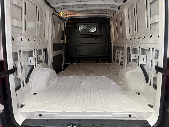 2025 Volkswagen Crafter 35 TDI410