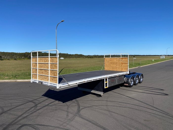 2022 Freighter 12 Pallet Flat Top A Trailer