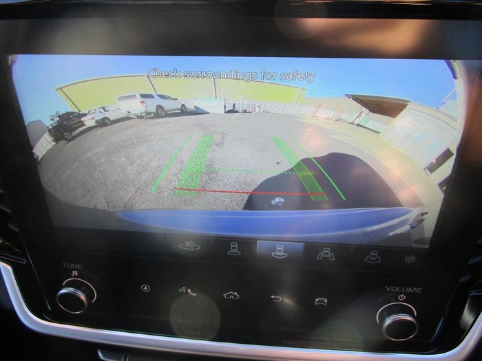 2025 Isuzu MU-X LS-T