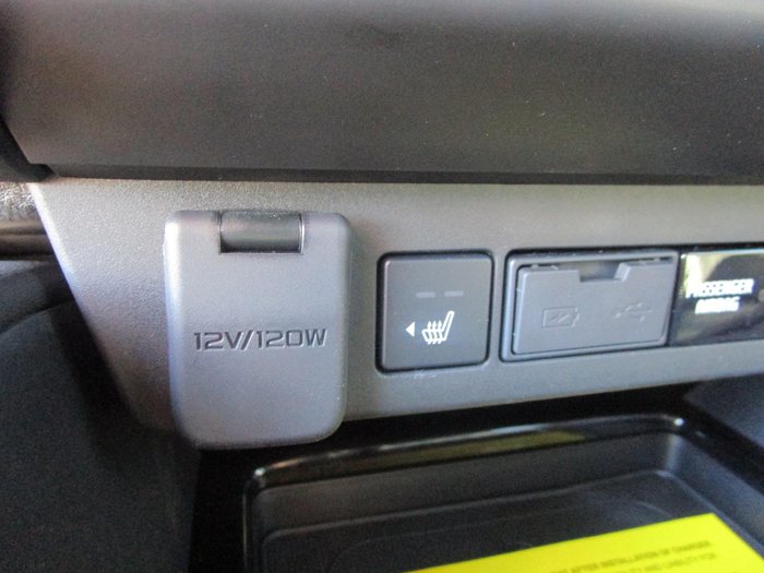 2025 Isuzu MU-X LS-T