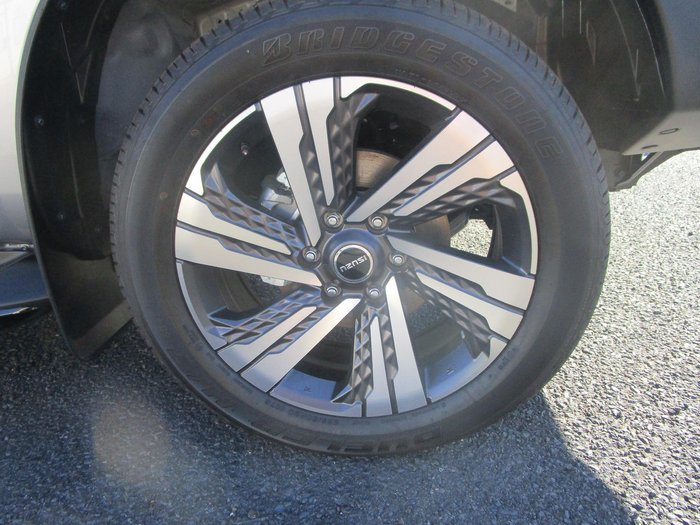 2025 Isuzu MU-X LS-T