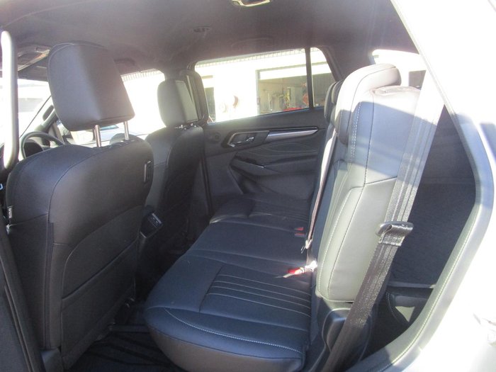 2025 Isuzu MU-X LS-T