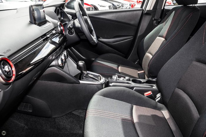 2025 Mazda 2 G15 Evolve