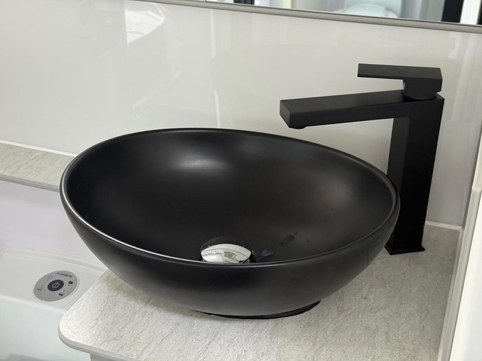 2025 JB Caravans Scorpion Sting Air 23'6 Rd Club