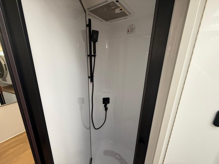 2025 JB Caravans Gatorx 18'6 Fd Tandem