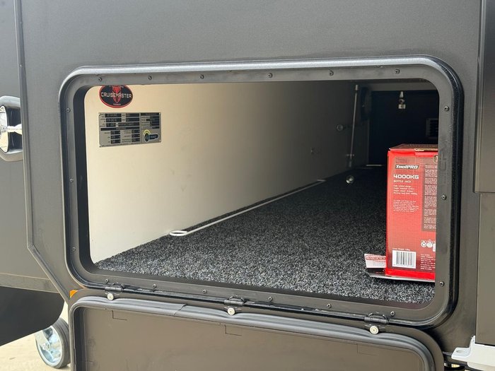 2025 JB Caravans Gatorx 18'6 Fd Tandem