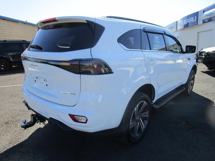 2025 Isuzu MU-X LS-T