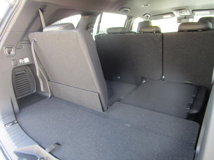 2025 Isuzu MU-X LS-T