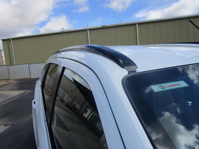 2025 Isuzu MU-X LS-T