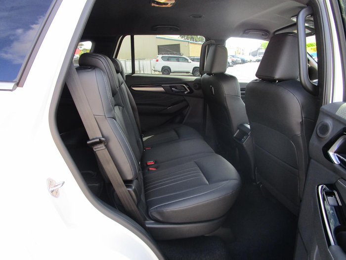 2025 Isuzu MU-X LS-T