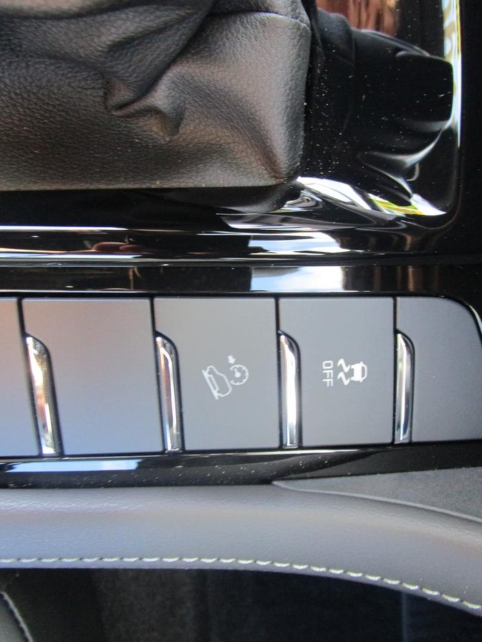 2025 Isuzu MU-X LS-T