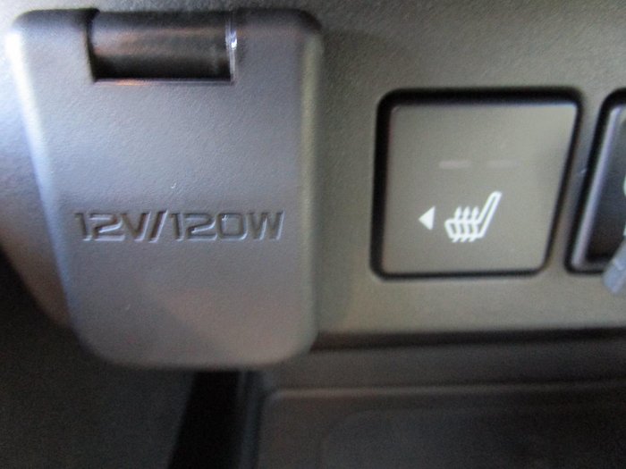 2025 Isuzu MU-X LS-T