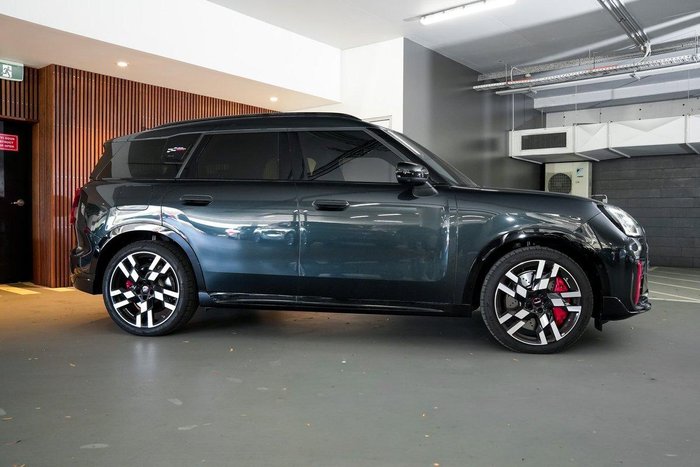 2025 MINI Countryman JCW Classic
