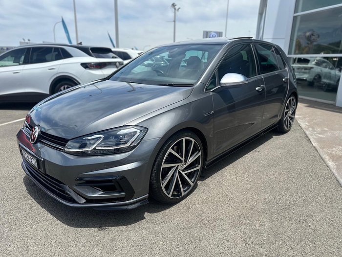 2017 Volkswagen Golf R