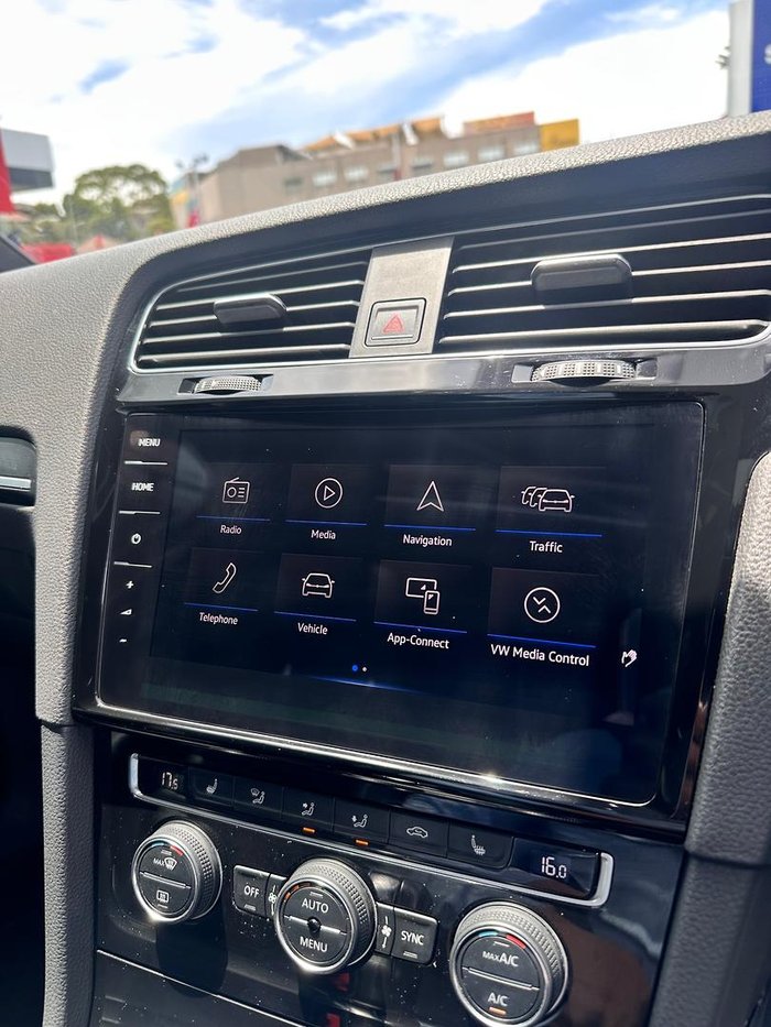 2017 Volkswagen Golf R