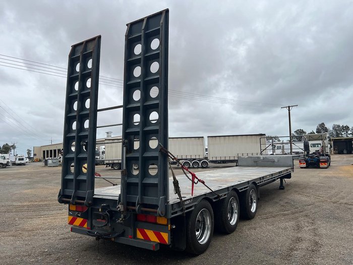 2022 Freightmaster Tri Axle Drop Deck Trailer With Ramps