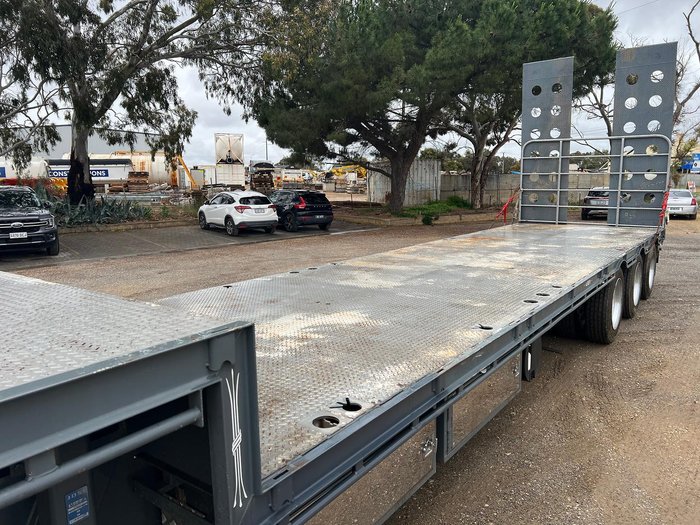 2022 Freightmaster Tri Axle Drop Deck Trailer With Ramps