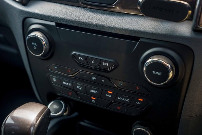 2018 Ford Everest Titanium