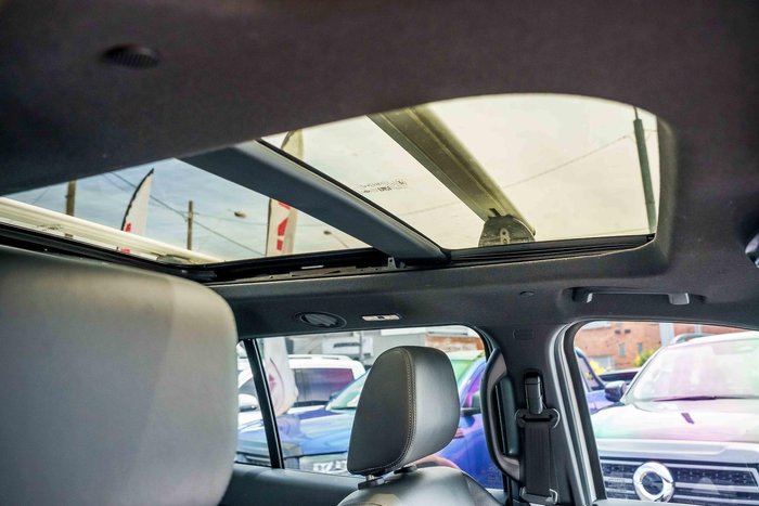 2018 Ford Everest Titanium