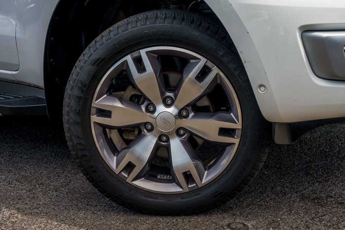 2018 Ford Everest Titanium