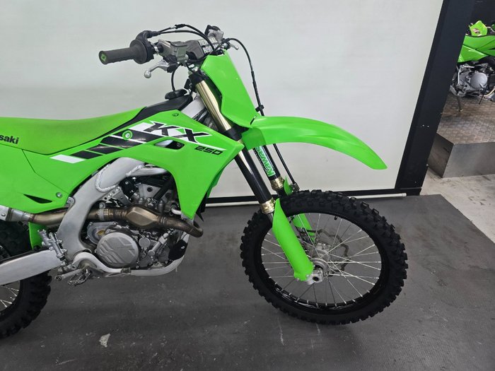 2025 Kawasaki KX250 Green