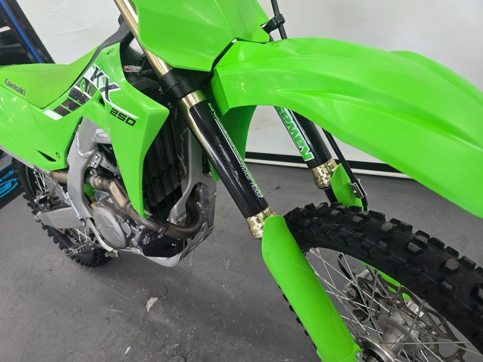 2025 Kawasaki KX250 Green
