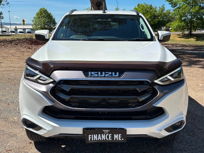 2024 Isuzu MU-X LS-T