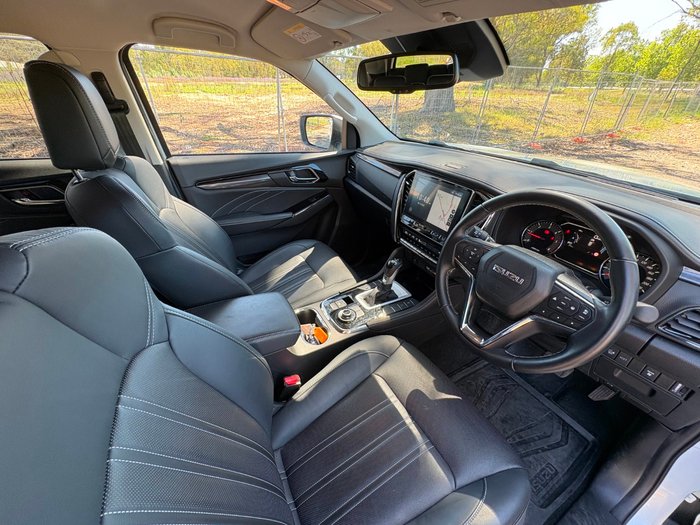 2024 Isuzu MU-X LS-T