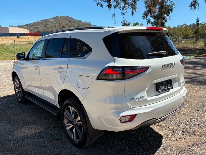 2023 Isuzu MU-X LS-T