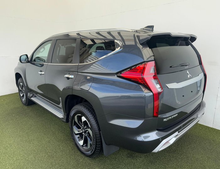 2024 Mitsubishi Pajero Sport GLS