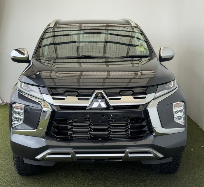 2025 Mitsubishi Pajero Sport GLS