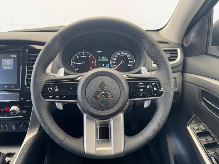 2024 Mitsubishi Pajero Sport GLS