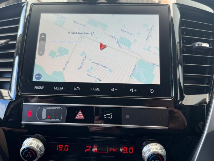 2025 Mitsubishi Pajero Sport GLS