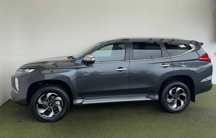 2025 Mitsubishi Pajero Sport GLS